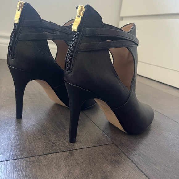 Genuine Leather Booties 38.5 (brand new never worn) - Picture 6 of 6